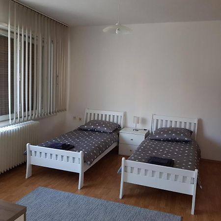 Sara Apartment Banja Luka Esterno foto
