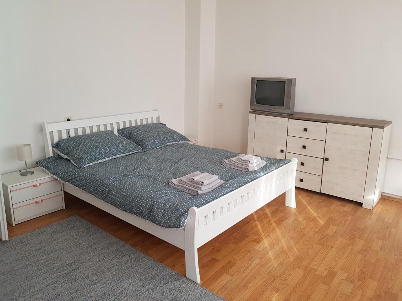 Sara Apartment Banja Luka Esterno foto