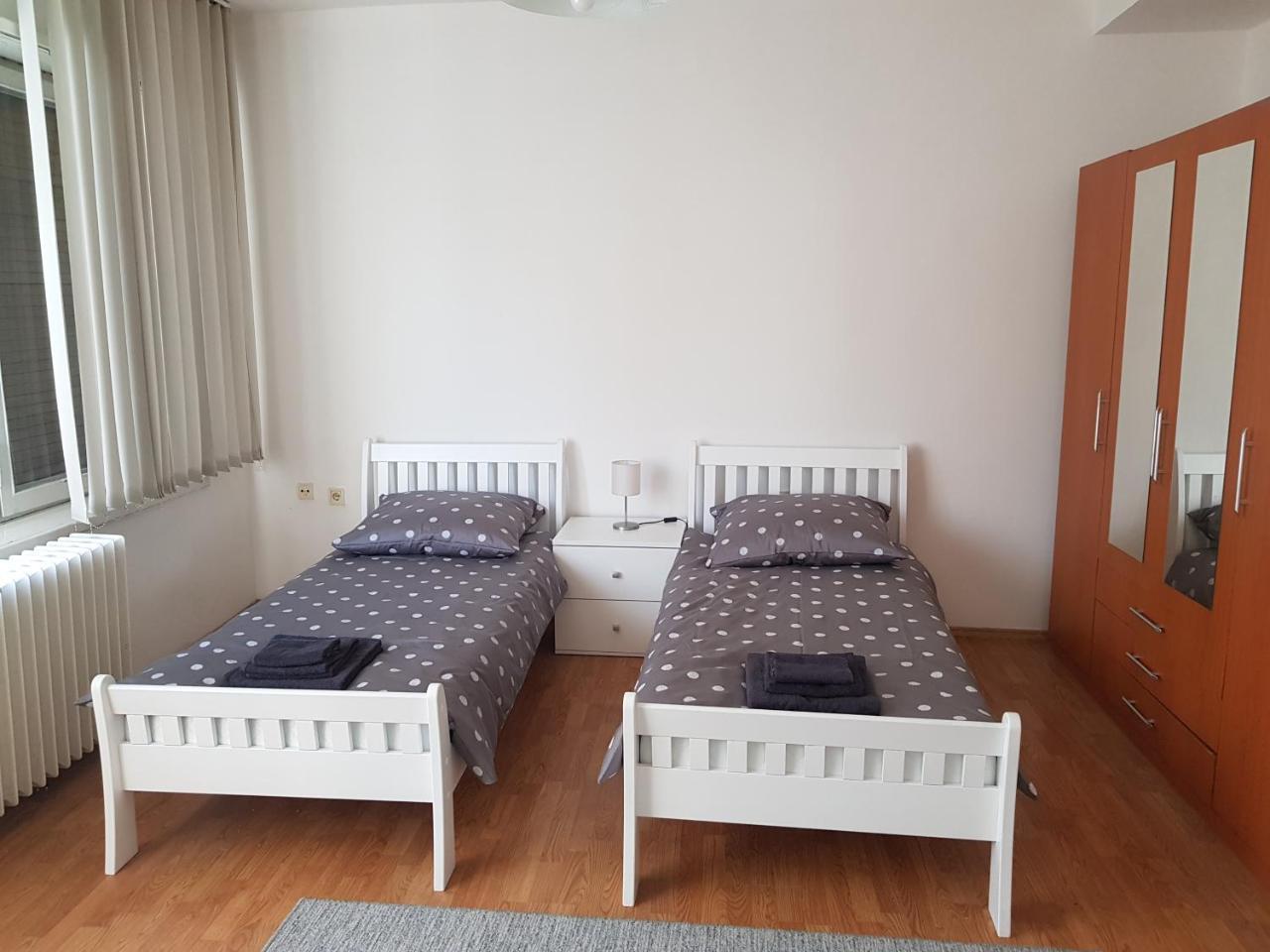 Sara Apartment Banja Luka Esterno foto