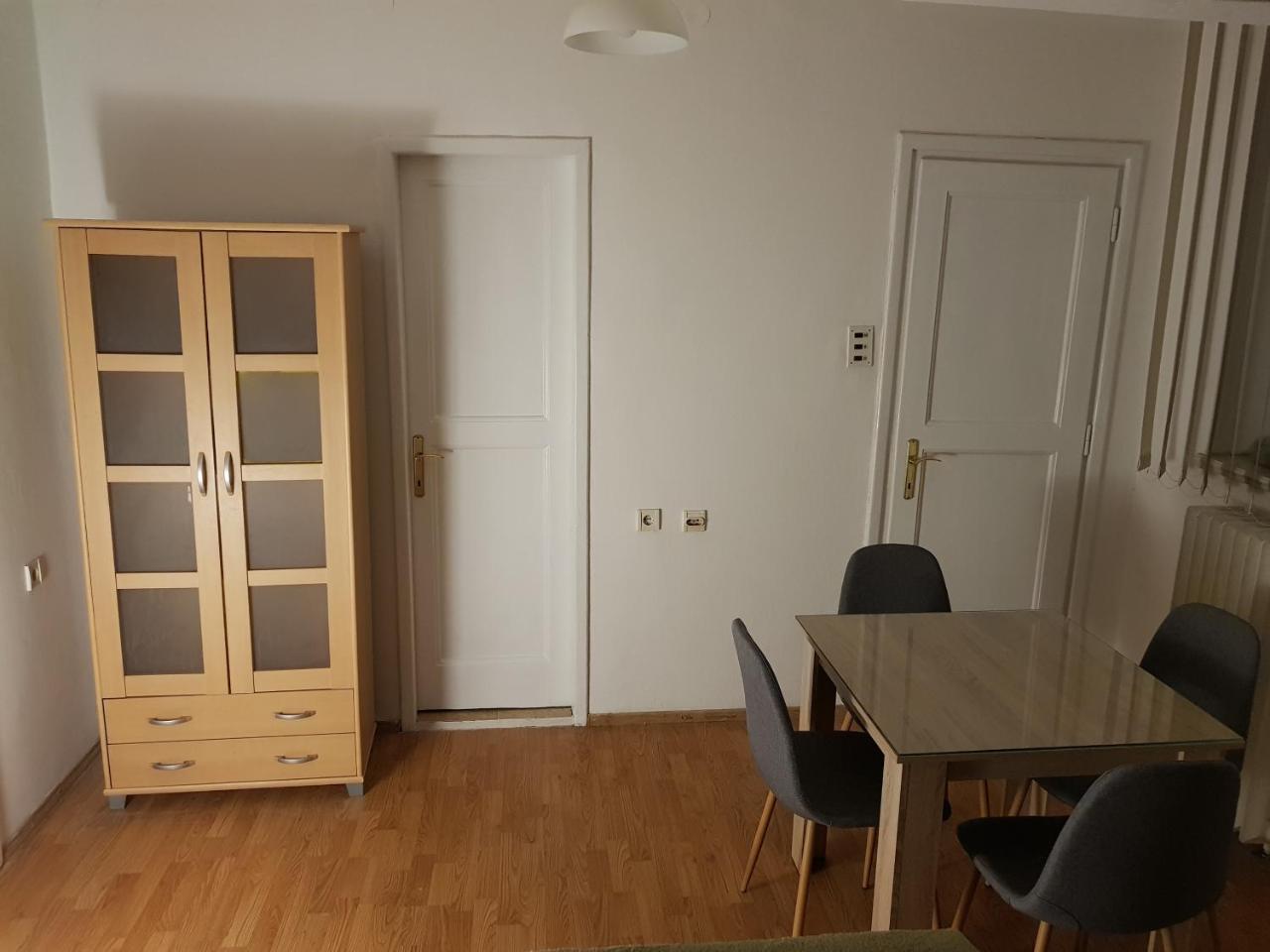 Sara Apartment Banja Luka Esterno foto