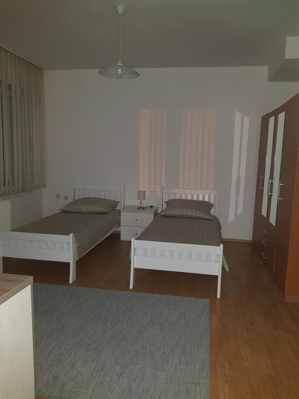 Sara Apartment Banja Luka Esterno foto